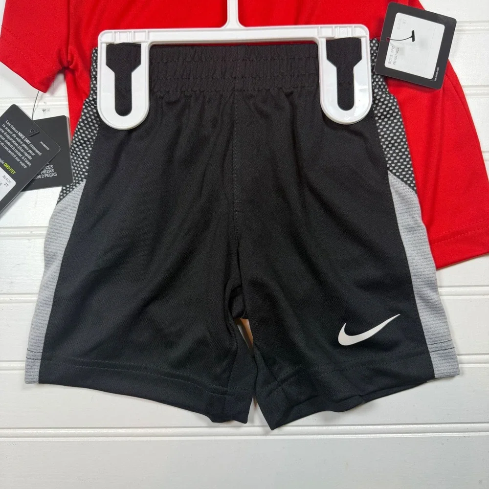 Nike Boys Dri-FIT 2PC T-Shirt and Shorts Set Red Black 3T 76H367-023